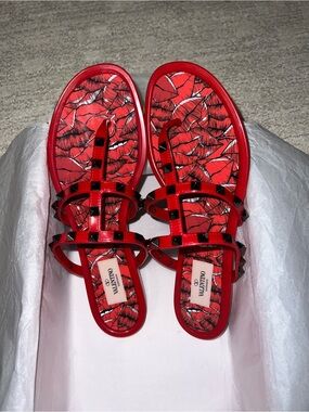 Valentino Garavani Red Rockstud Rubber Thong Sandals  Size 41/ US11